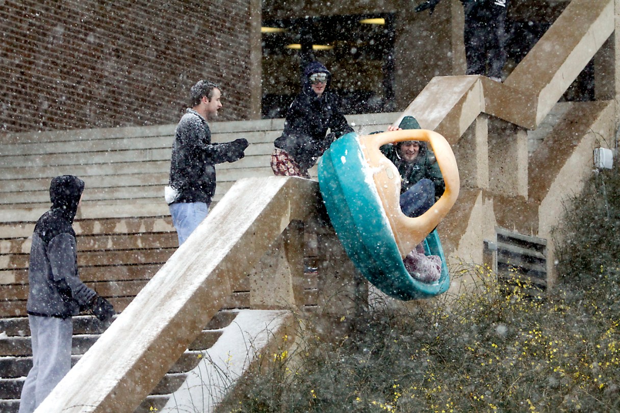 snow-fall-utc