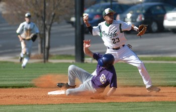 sequatchie-holds-off-irish