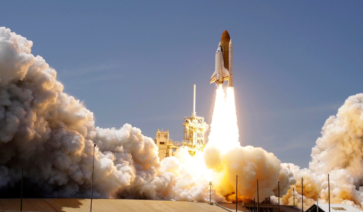 space-shuttle-atlantis-soars-final-voyage