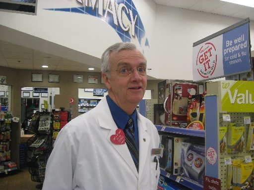 walgreens-pharmacist-welcomes-interactions-with