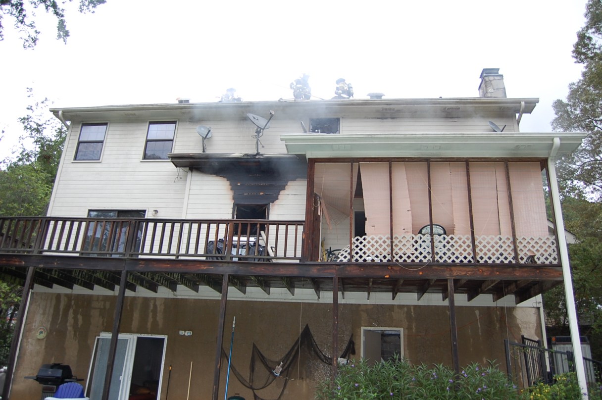 harrison-house-burns-collapses