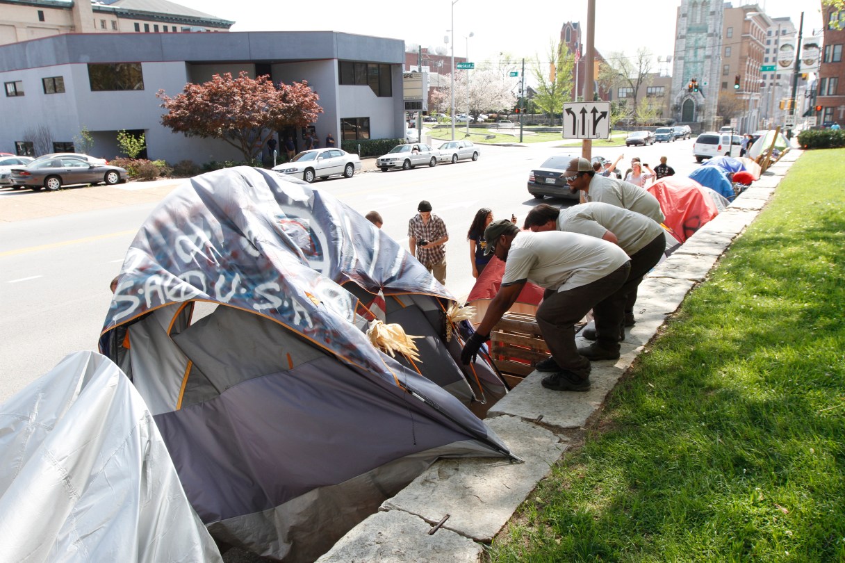 chattanooga-occupy-protesters-discuss-next-move