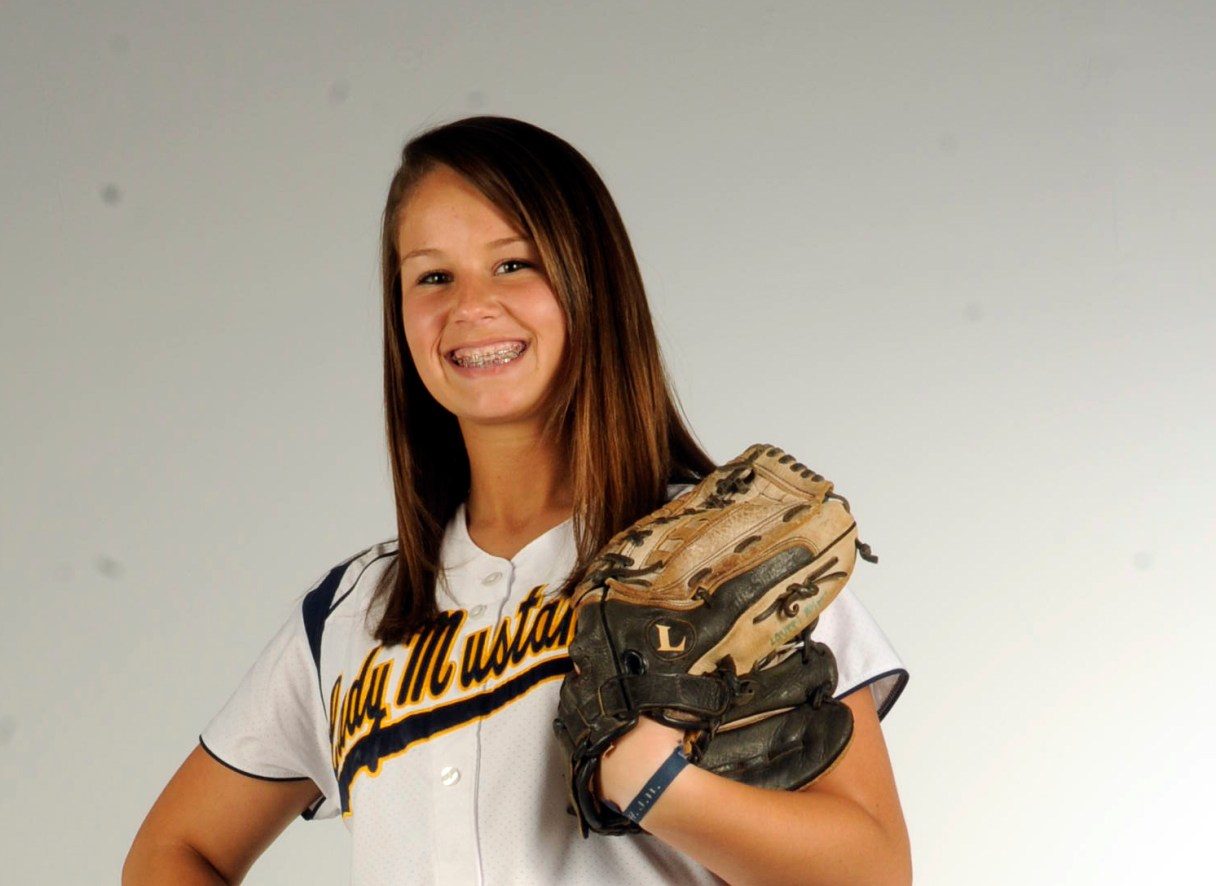 hooper-commits-to-apsu