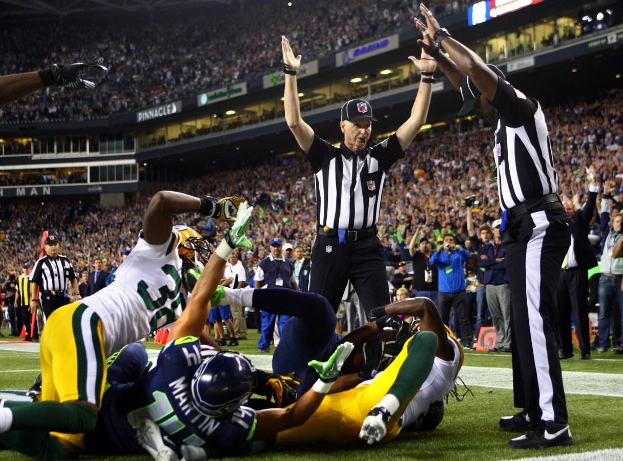 ref-rage-seahawks-stun-pack-final-play-14-12