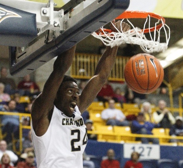mcghee-masterful-in-mocs-win