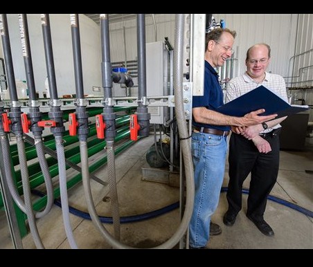 college-has-system-extract-water-manure