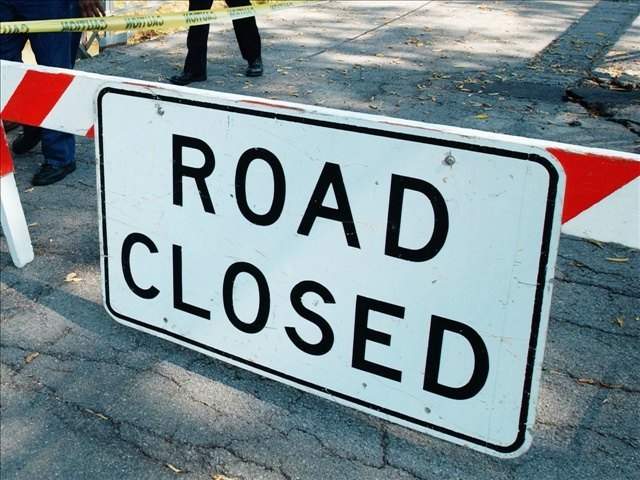 Road closed tile