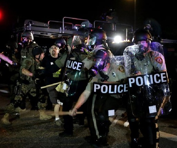 police-protesters-collide-again-ferguson