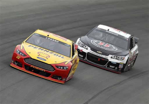 logano-edged-keselowski-first-win-bristol