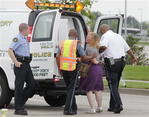 ferguson-protesters-planning-shutdown-are-arrested