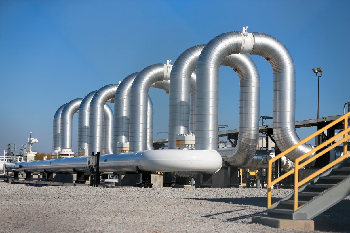 In this Nov. 3, 2015, photo, the Keystone Steele City pumping station, into which the planned Keystone XL pipeline is to connect to, is seen in Steele City, Neb. The Obama administration says Nov. 4, it is continuing a review of the proposed Keystone XL oil pipeline, despite a request by the project's developer to suspend the review. (AP Photo/Nati Harnik)