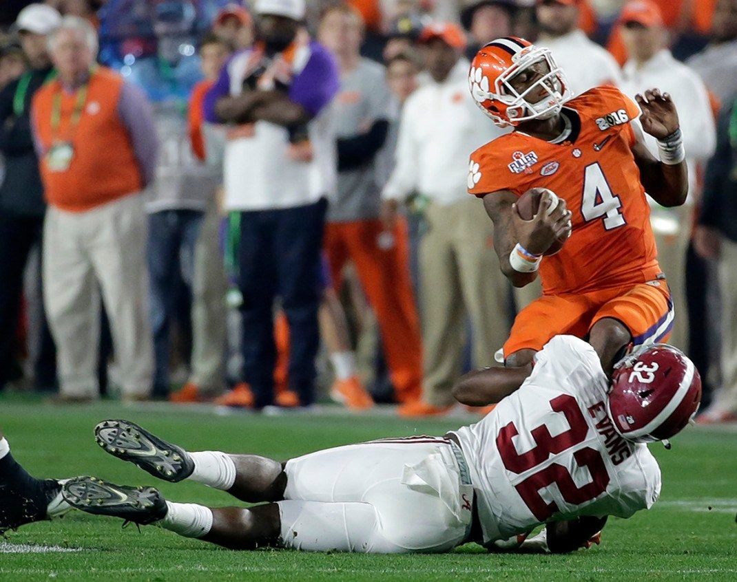 Alabama linebacker Rashaan Evans sacks Clemson's Deshaun Watson during last season's national championship game.