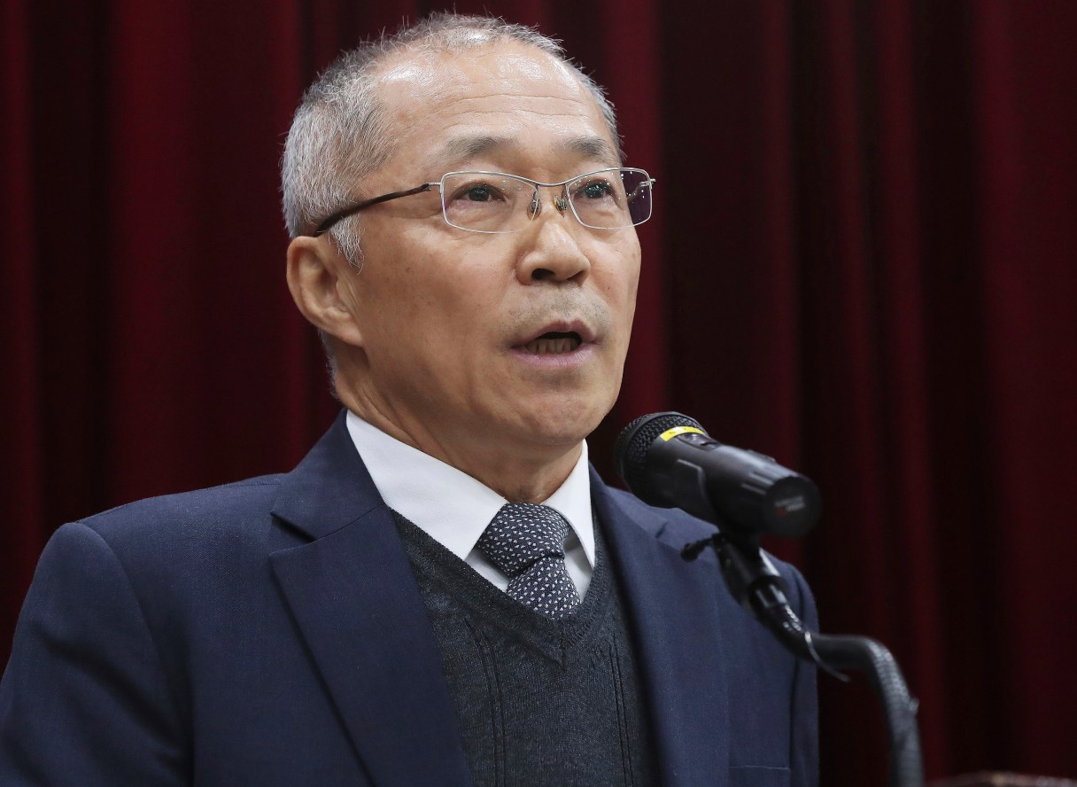 Choe Byong-Nam, a director general of South Korea's National Geographic Information Institute, speaks after a meeting at the National Geographic Information Institute in Suwon, South Korea, Friday, Nov. 18, 2016. South Korea has rejected Google's request to use local mapping data in the company's global maps service in a highly-awaited deliberation that divided the country for months. (Hong KI-won/Yonhap via AP)