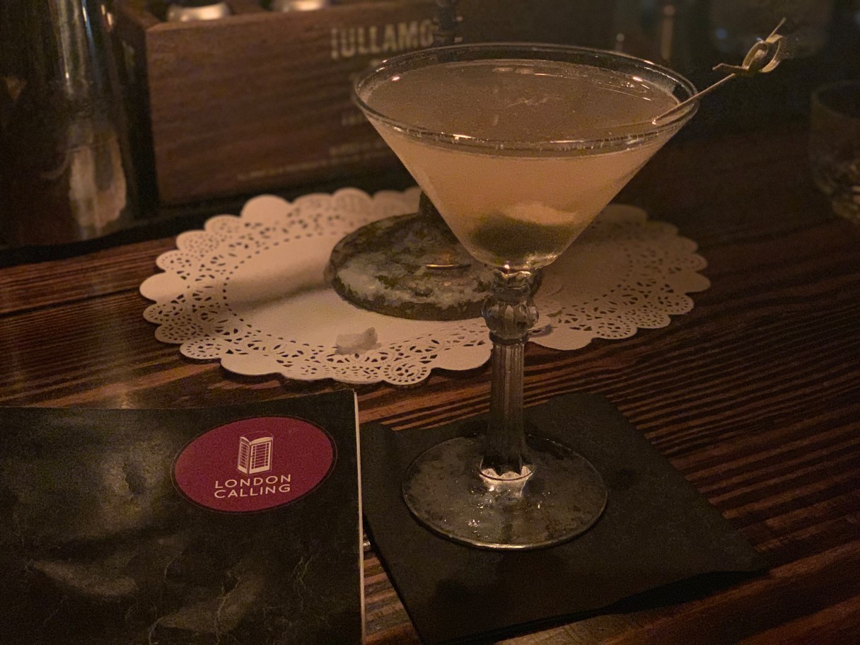 London Calling features a wide array of cocktails, British beers and wines. Guests can choose from multiple gins to create their own drink, or select a featured signature cocktail, such as the bar's namesake, which features Tanqueray gin, Fino sherry, fresh lemon juice, simple syrup, angostura and a caper berry ($9).