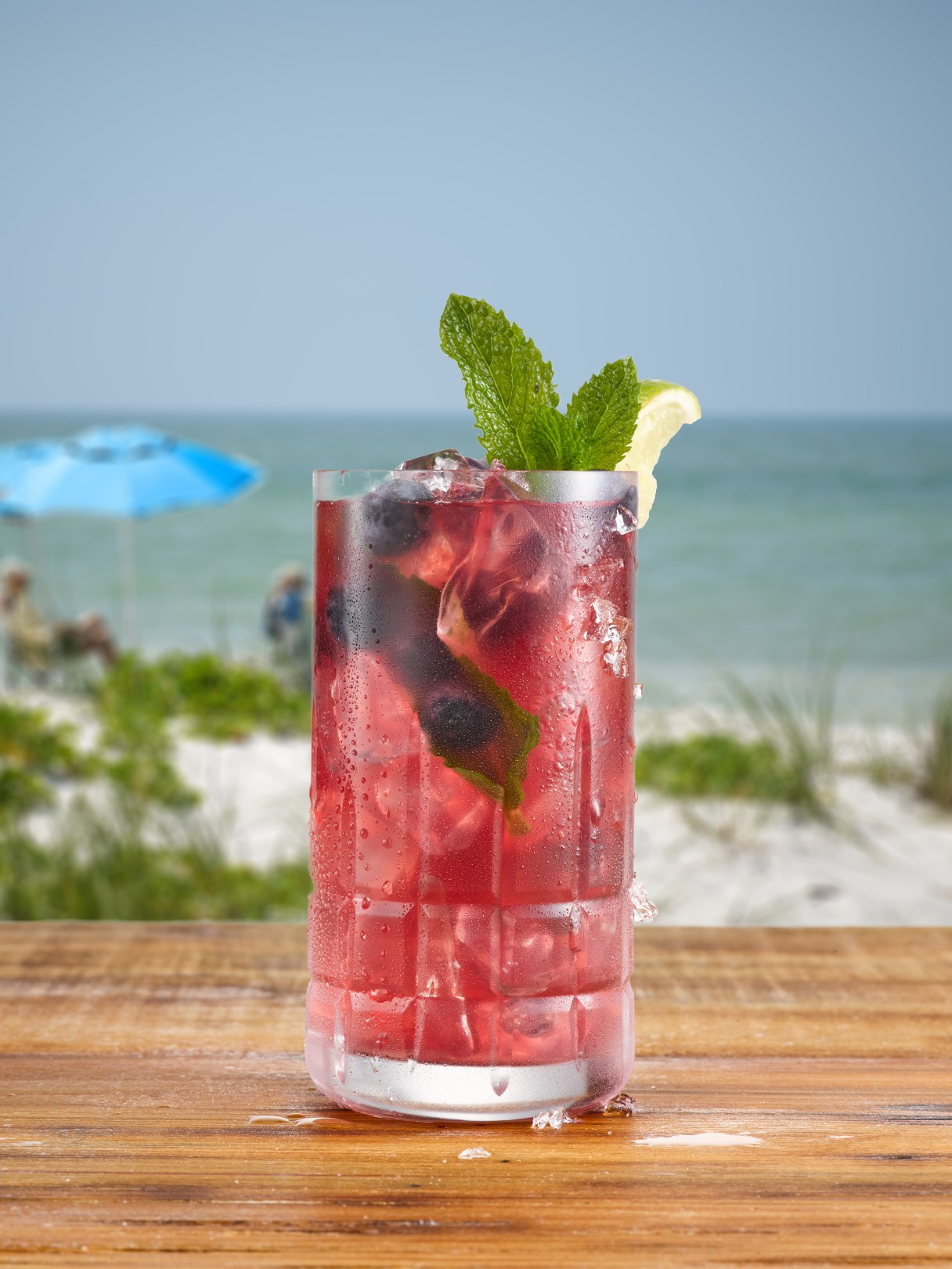 Photo via The New York Times / Mint contributes refreshing coolness to food and drink, such as this nojito, an alcohol-free mojito, at the Cheeca Lodge, a resort in the Florida Keys. The flavor often has a bittersweet edge and is sometimes spiked with notes of pepper.