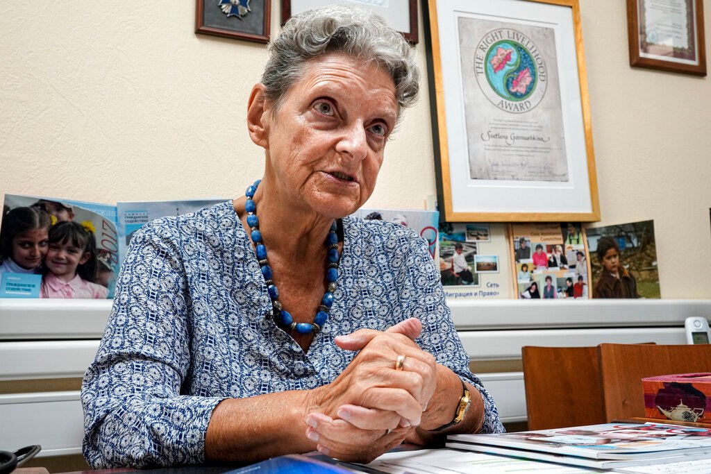 FILE - Russian human rights activist and the Chairwoman of the Civic Assistance Committee Svetlana Gannushkina speaks to journalists in Moscow, Russia, Friday, Aug. 27, 2021. Gannuskhina is a member of the council of Russian human rights organisation Memorial, one of the two organisations awarded with the Nobel Peace Prize, alongside Ukrainian human rights organisation Center for Civil Liberties and with the jailed Belarus rights activist Ales Bialiatski on Friday, Oct. 7, 2022, (AP Photo/Alexander Zemlianichenko, File)