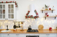 Holiday kitchen / Getty Images