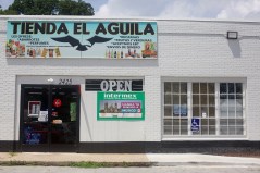The store front of Tienda El Aguila is seen from Dayton Boulevard on Aug. 1. Photo by Lyric Lewin.