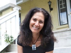 Dana Shavin