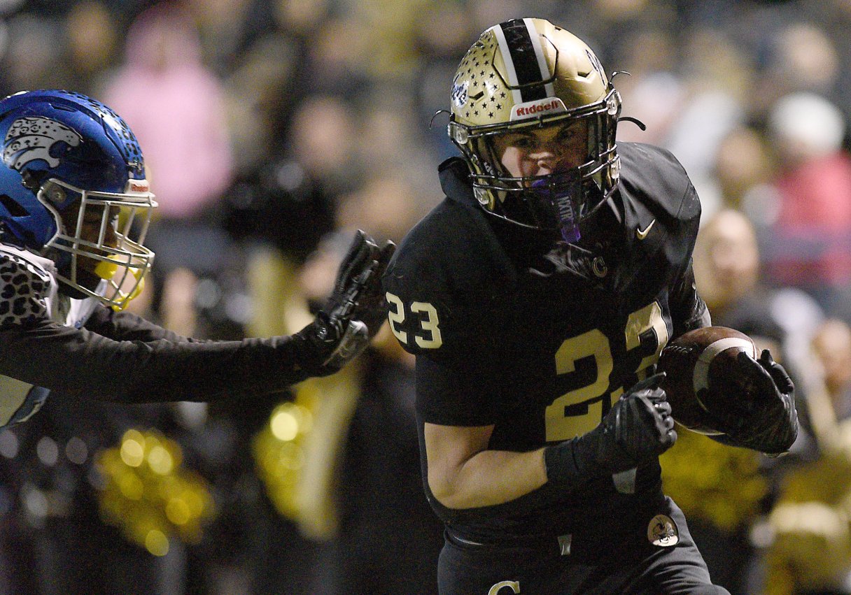 Staff file photo by Matt Hamilton/ Calhoun running back Hudson Chadwick, who came up big during the team's run to the GHSA Class AAA championship in 2024, helped the Yellow Jackets rally from 21 points down to tie Class AAAA's second-ranked Cartersville before falling late.