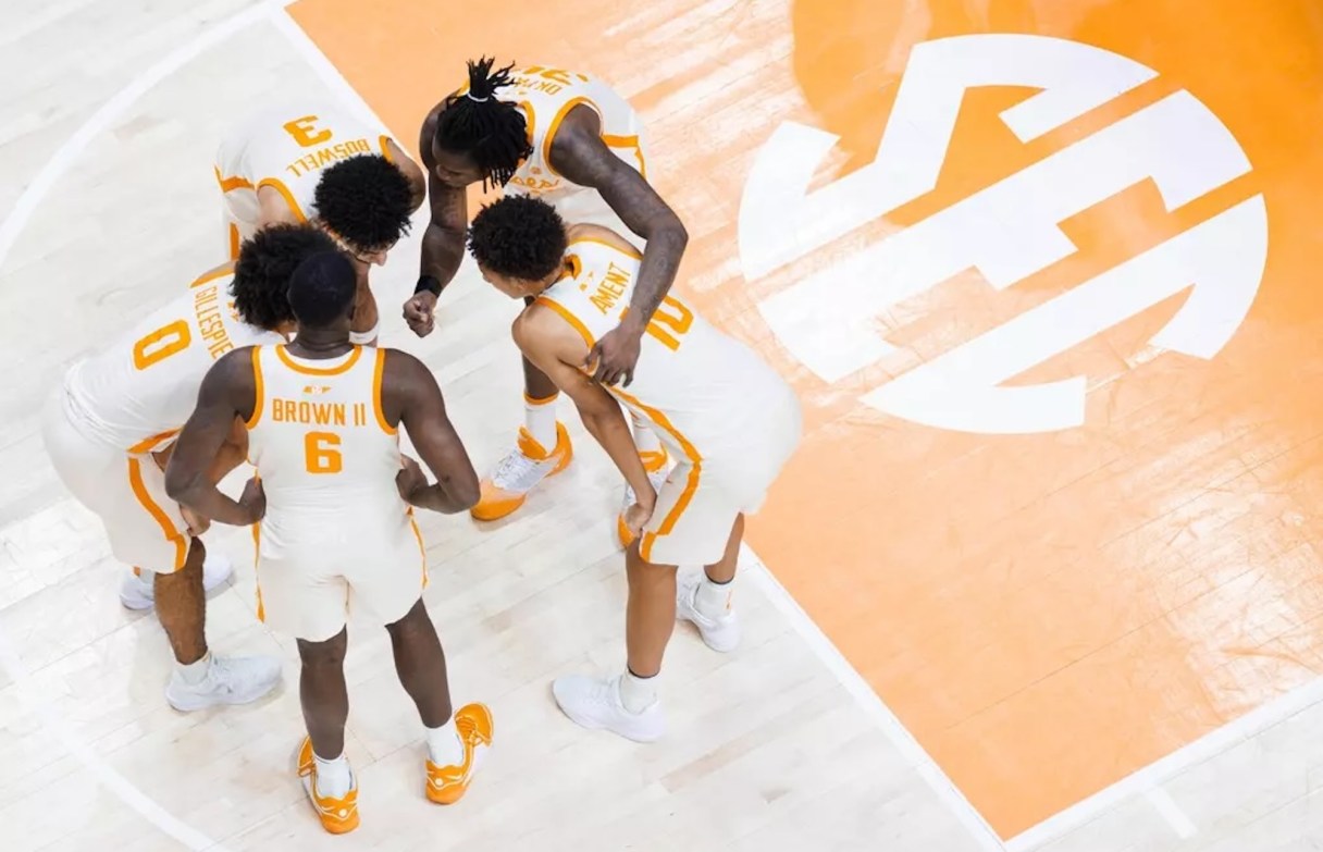 Tennessee Athletics photo by Kate Luffman / The No. 19 Tennessee Volunteers will begin Southeastern Conference basketball play Saturday afternoon when they face No. 18 Arkansas in Fayetteville.