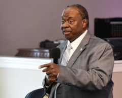 Staff file photo by Matt Hamilton / Tennessee state Rep. Yusuf Hakeem, D-Chattanooga, speaks during a community meeting. Hakeem has criticized Tennessee House Speaker Cameron Sexton's decision to remove House Democrats from committee assignments after protests amid the legislature redistricting effort.