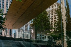 The Apple store in downtown Chicago, July 15, 2026. Artificial intelligence is feeding a boom in the number of apps available in Apple’s App Store. (Jamie Kelter Davis/The New York Times)