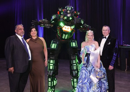 Photo by Mark Gilliland / Amar & Sujata Singh and Jim & Amy Coleman,  co-chairs